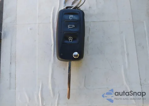 2013 Volkswagen Passat 2.5L S из США, поврежденный, VIN 1VWAP7A31DC060226